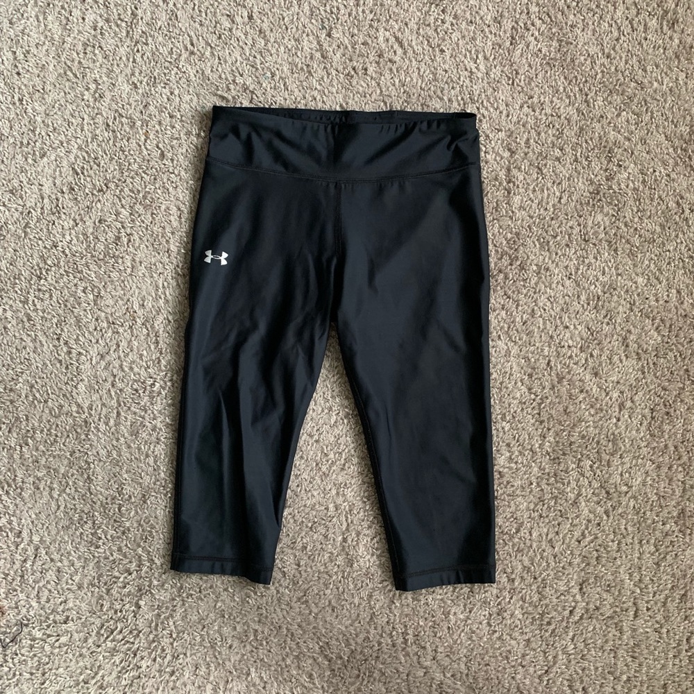 Knee length active capris